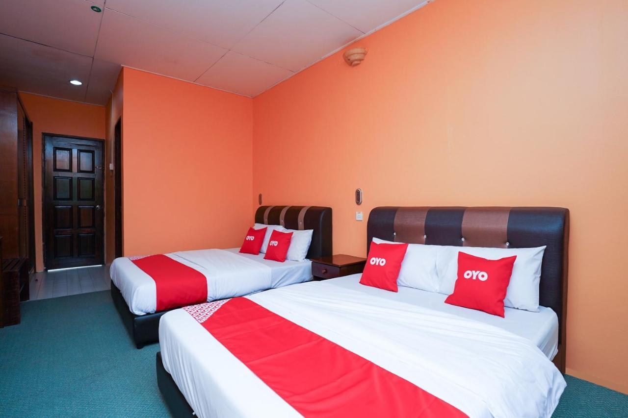 Oyo 44020 Kejora Garden Resort كامبونغ باسير بوغاك المظهر الخارجي الصورة