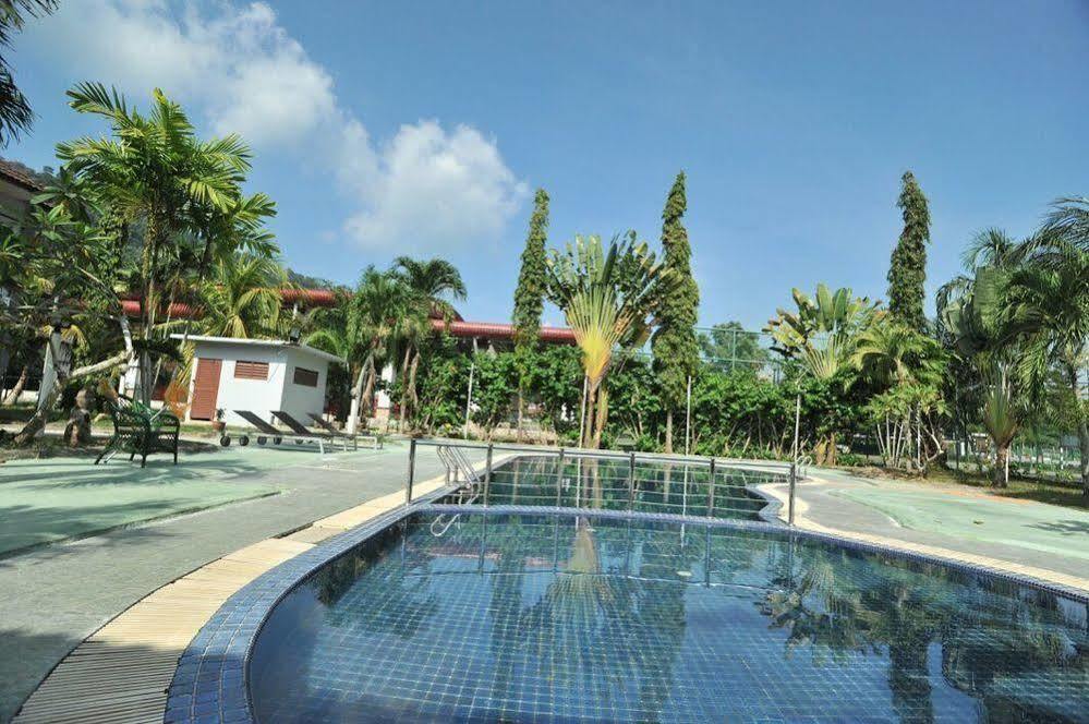 Oyo 44020 Kejora Garden Resort كامبونغ باسير بوغاك المظهر الخارجي الصورة
